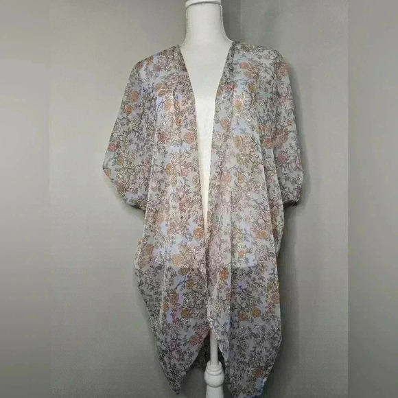 No Comment Floral Boho Sheer Kimono - Picture 2 of 7
